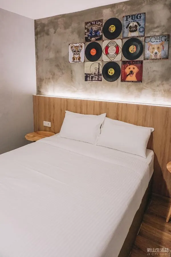 Hotel Ciq, Jalan Trus Johor Bahru