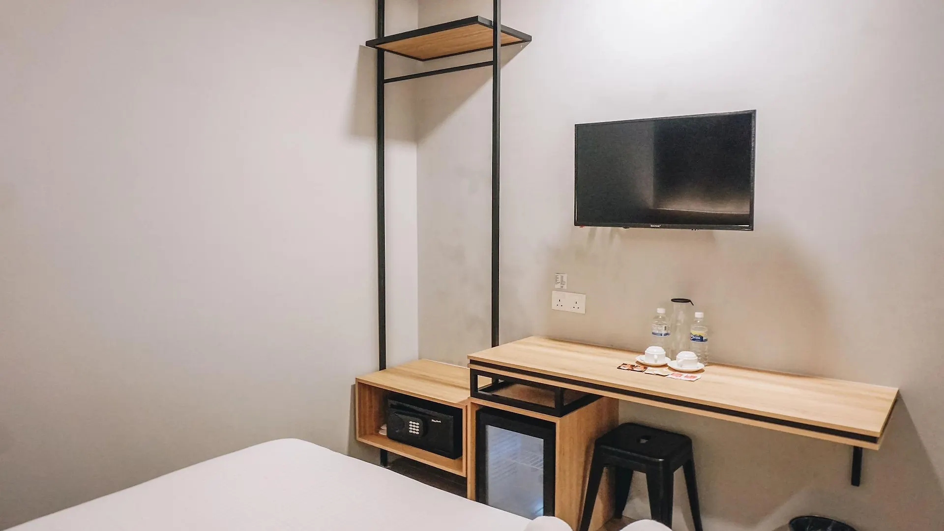 Hotel Ciq, Jalan Trus Johor Bahru
