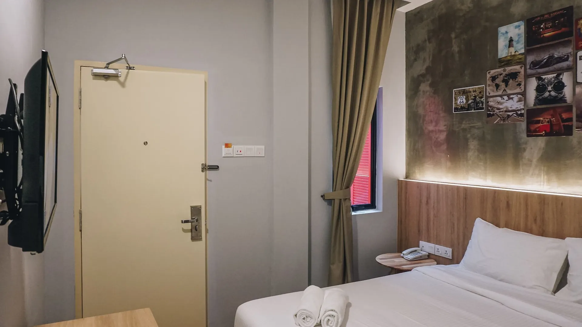 Hotel Ciq, Jalan Trus Johor Bahru Ma­lay­sia